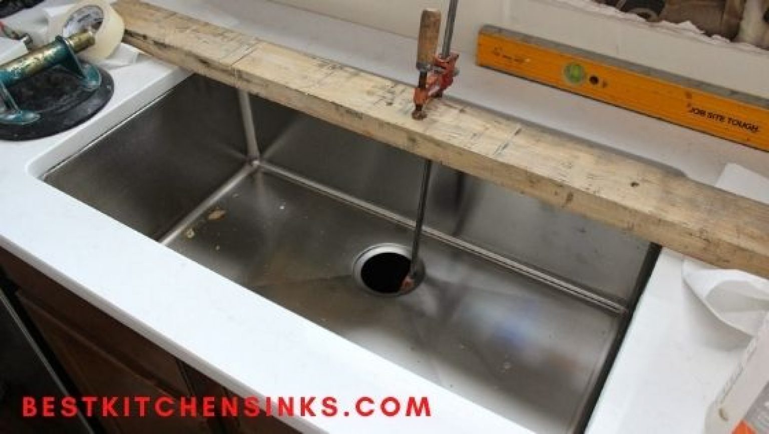 installing an undermount stainless steel kitchen sink